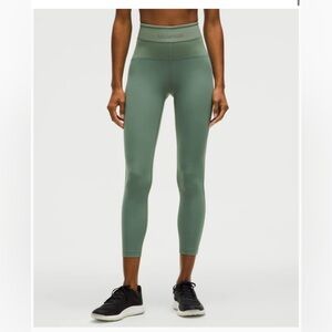 lululemon license to train leggings high rise logo 25”